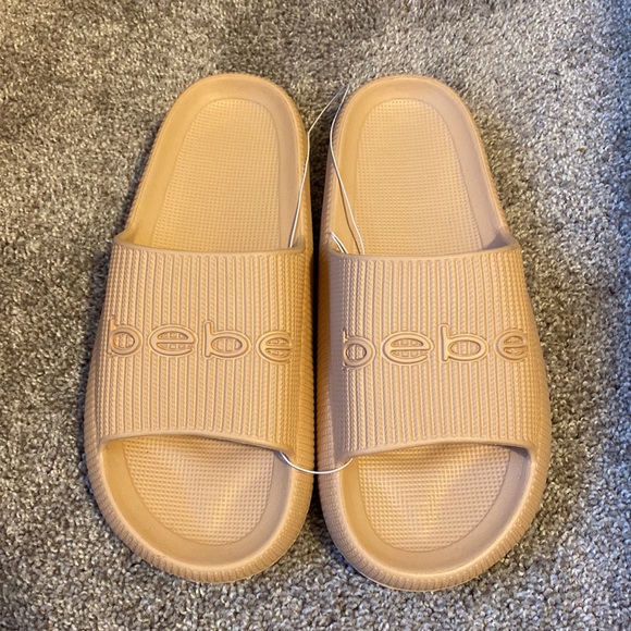 bebe Malga pool slide sandal with bebe logo for casual look - Picture 5 of 9